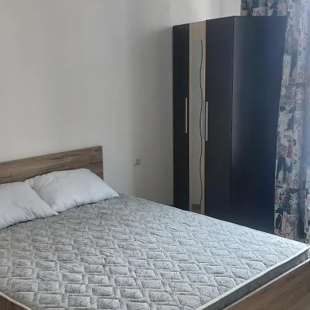 Marina Bay Apartment *